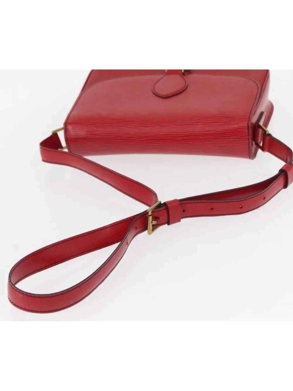 Authentic LOUIS VUITTON Epi Saint Cloud GM Shoulder Bag Red M52197 LV